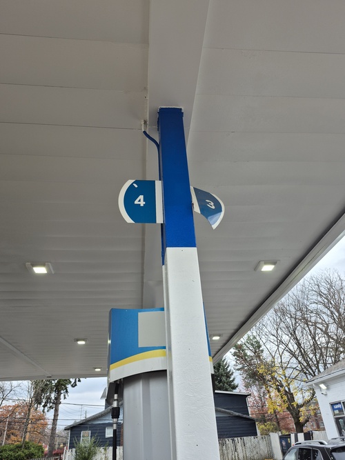 500-Gas Station (23)